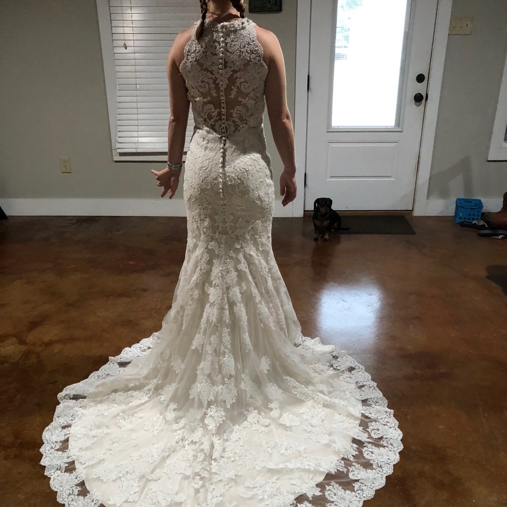 Women’s Wedding Dress